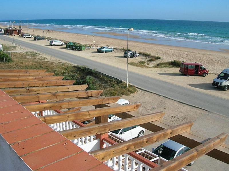 Hostal El Alferez Vejer de la Frontera Exterior photo